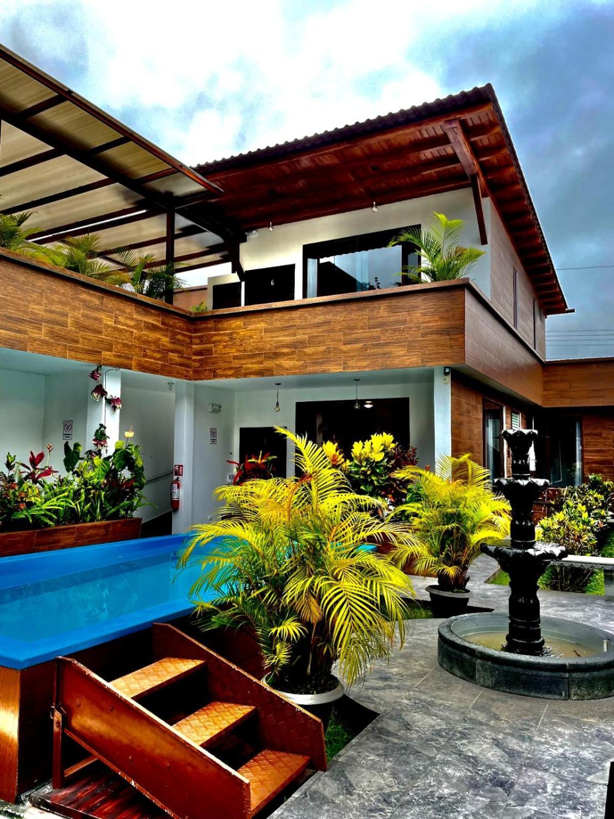 Toucan Platinum Suites Aparthotel Mindo Exterior photo